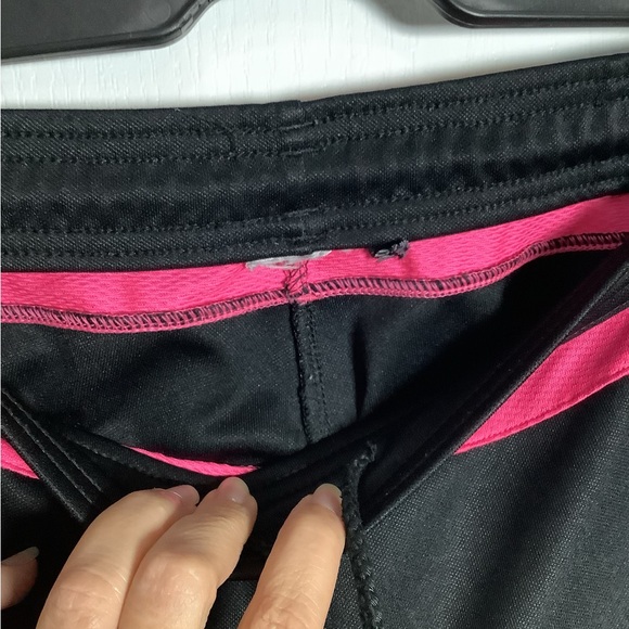 Adidas Tiro style track pants with pink side stripes - Picture 8 of 8